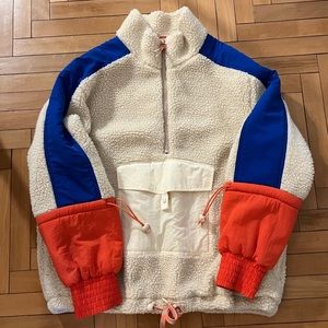 Sherpa pullover urban outfitters